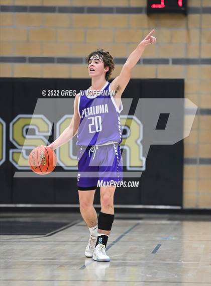 Thumbnail 2 in Petaluma @ Windsor (Windsor Holiday Shootout Final)  photogallery.