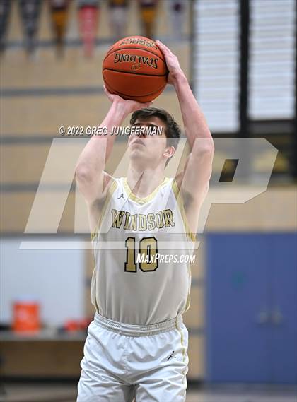 Thumbnail 2 in Petaluma @ Windsor (Windsor Holiday Shootout Final)  photogallery.