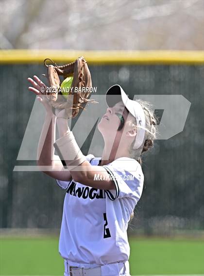 Thumbnail 2 in Spanish Springs @ Bishop Manogue photogallery.
