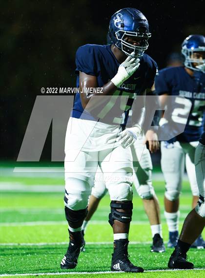 Thumbnail 2 in Sierra Canyon vs Mission Viejo photogallery.