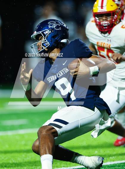 Thumbnail 1 in Sierra Canyon vs Mission Viejo photogallery.