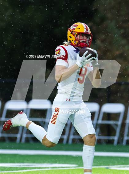Thumbnail 2 in Sierra Canyon vs Mission Viejo photogallery.