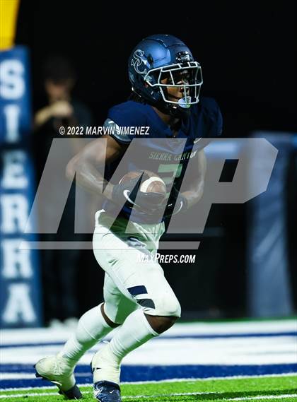 Thumbnail 2 in Sierra Canyon vs Mission Viejo photogallery.