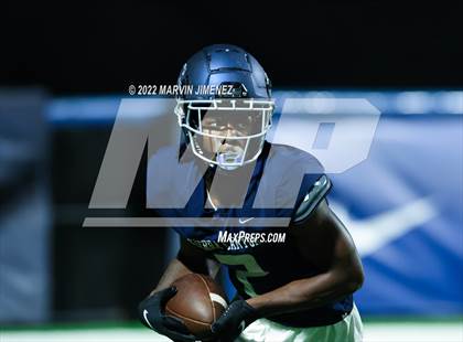Thumbnail 1 in Sierra Canyon vs Mission Viejo photogallery.