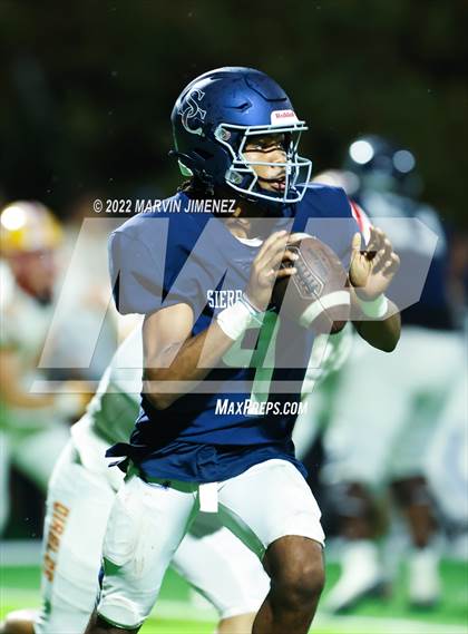 Thumbnail 3 in Sierra Canyon vs Mission Viejo photogallery.