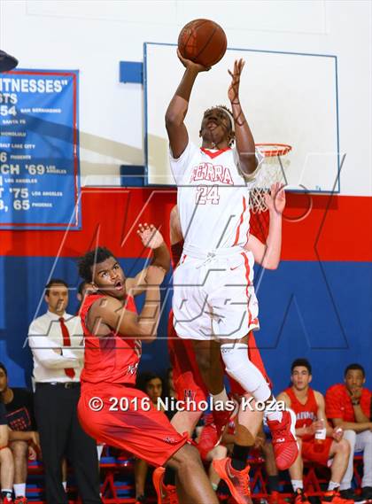 Thumbnail 1 in Harvard-Westlake vs. Serra (CIF SoCal Regional D4 Playoffs) photogallery.