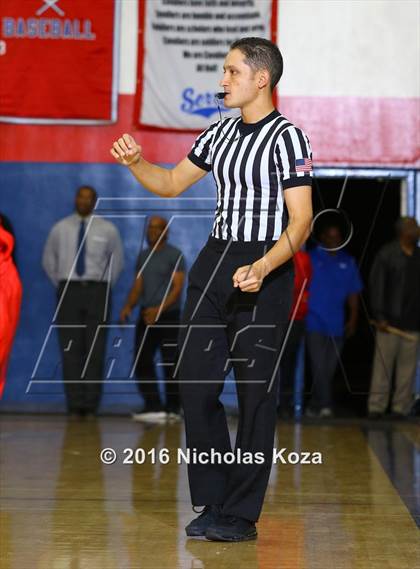Thumbnail 2 in Harvard-Westlake vs. Serra (CIF SoCal Regional D4 Playoffs) photogallery.