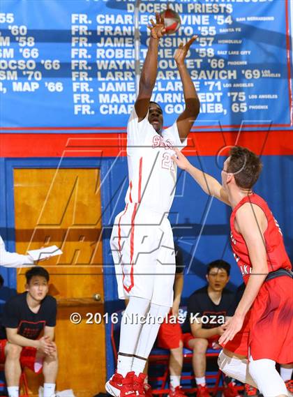 Thumbnail 1 in Harvard-Westlake vs. Serra (CIF SoCal Regional D4 Playoffs) photogallery.