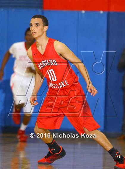 Thumbnail 2 in Harvard-Westlake vs. Serra (CIF SoCal Regional D4 Playoffs) photogallery.