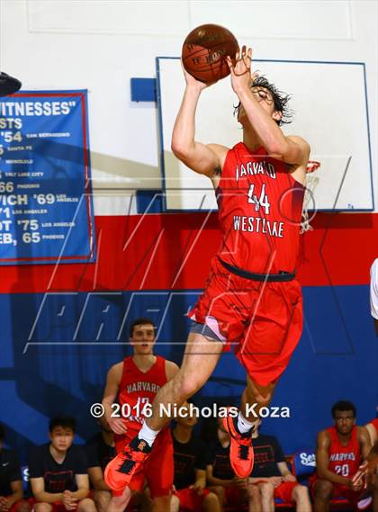 Thumbnail 3 in Harvard-Westlake vs. Serra (CIF SoCal Regional D4 Playoffs) photogallery.