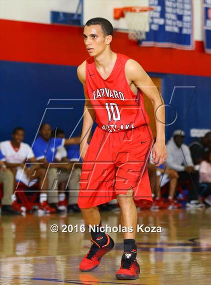 Thumbnail 3 in Harvard-Westlake vs. Serra (CIF SoCal Regional D4 Playoffs) photogallery.