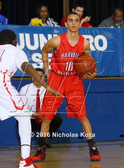 Thumbnail 1 in Harvard-Westlake vs. Serra (CIF SoCal Regional D4 Playoffs) photogallery.