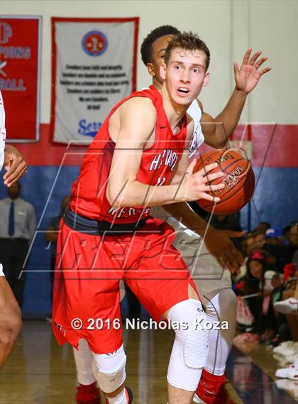 Thumbnail 3 in Harvard-Westlake vs. Serra (CIF SoCal Regional D4 Playoffs) photogallery.