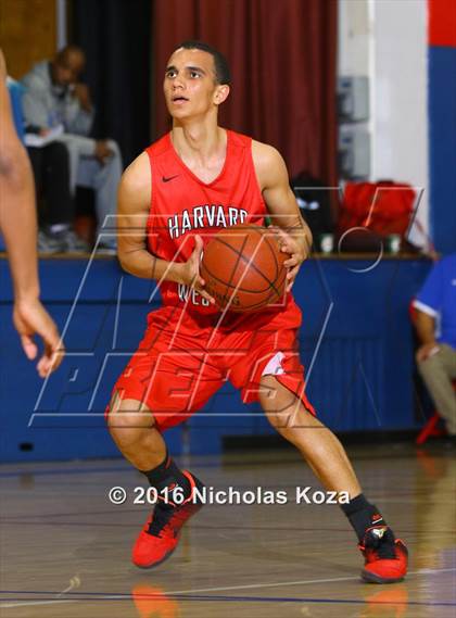 Thumbnail 2 in Harvard-Westlake vs. Serra (CIF SoCal Regional D4 Playoffs) photogallery.