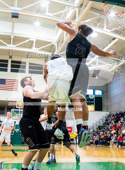 Thumbnail 2 in Fortuna vs. Del Norte photogallery.