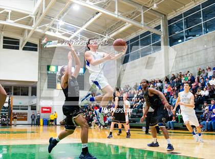 Thumbnail 2 in Fortuna vs. Del Norte photogallery.