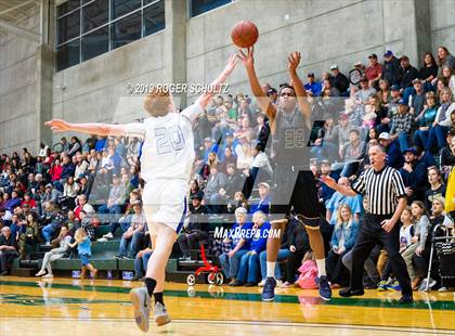 Thumbnail 3 in Fortuna vs. Del Norte photogallery.