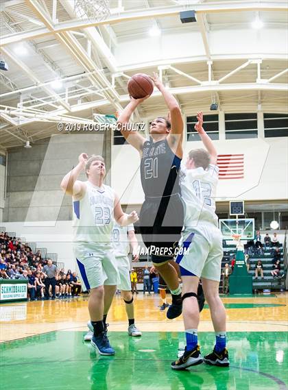 Thumbnail 2 in Fortuna vs. Del Norte photogallery.