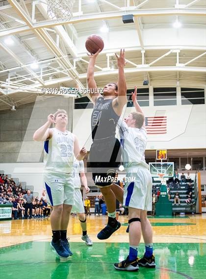 Thumbnail 3 in Fortuna vs. Del Norte photogallery.
