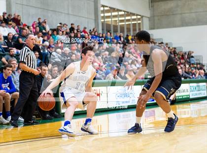 Thumbnail 3 in Fortuna vs. Del Norte photogallery.