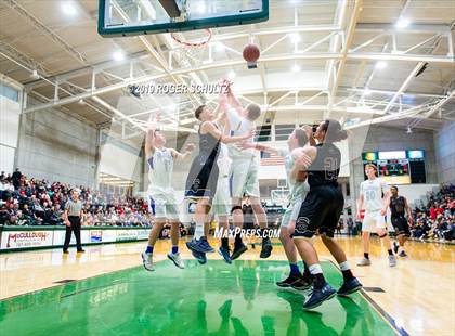 Thumbnail 2 in Fortuna vs. Del Norte photogallery.