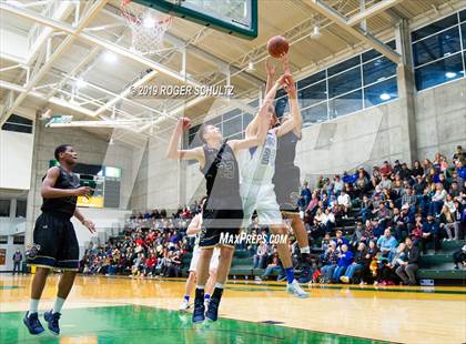 Thumbnail 3 in Fortuna vs. Del Norte photogallery.