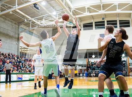 Thumbnail 2 in Fortuna vs. Del Norte photogallery.