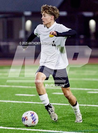 Thumbnail 3 in Del Oro @ Jesuit photogallery.