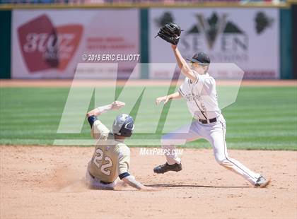 Thumbnail 3 in Vincentian Academy vs Southern Fulton (PIAA A Championship) photogallery.
