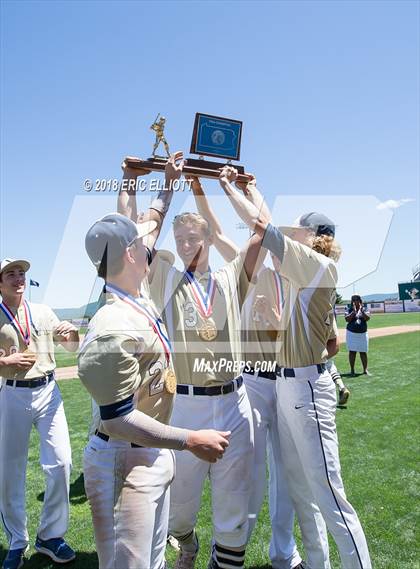 Thumbnail 2 in Vincentian Academy vs Southern Fulton (PIAA A Championship) photogallery.