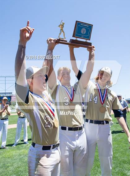 Thumbnail 1 in Vincentian Academy vs Southern Fulton (PIAA A Championship) photogallery.