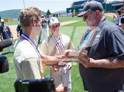 Thumbnail 2 in Vincentian Academy vs Southern Fulton (PIAA A Championship) photogallery.