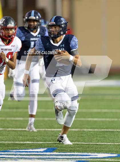 Thumbnail 1 in Lee Vs Johnson photogallery.
