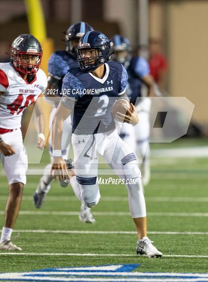Thumbnail 3 in Lee Vs Johnson photogallery.