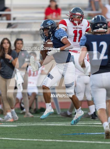 Thumbnail 1 in Lee Vs Johnson photogallery.