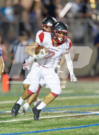Thumbnail 1 in Lee Vs Johnson photogallery.