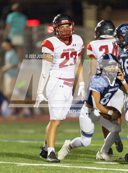 Thumbnail 3 in Lee Vs Johnson photogallery.
