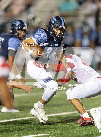 Thumbnail 2 in Lee Vs Johnson photogallery.