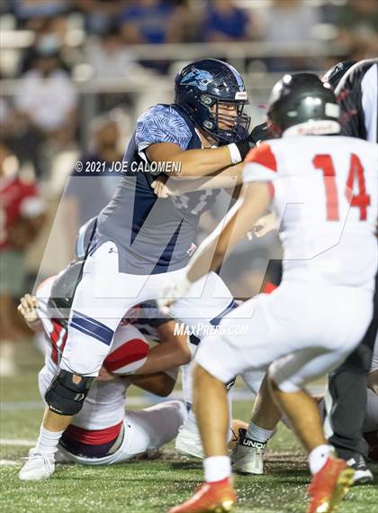 Thumbnail 3 in Lee Vs Johnson photogallery.