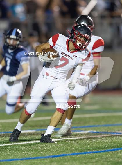 Thumbnail 3 in Lee Vs Johnson photogallery.