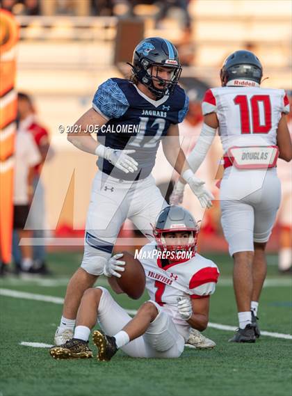 Thumbnail 2 in Lee Vs Johnson photogallery.