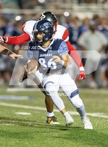 Thumbnail 2 in Lee Vs Johnson photogallery.
