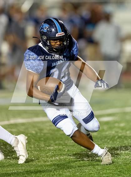 Thumbnail 3 in Lee Vs Johnson photogallery.