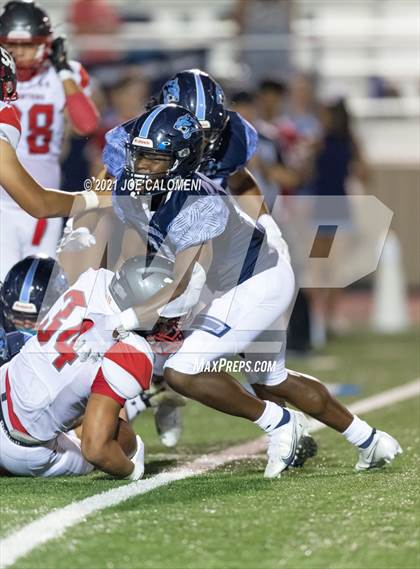 Thumbnail 3 in Lee Vs Johnson photogallery.