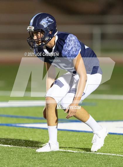 Thumbnail 3 in Lee Vs Johnson photogallery.