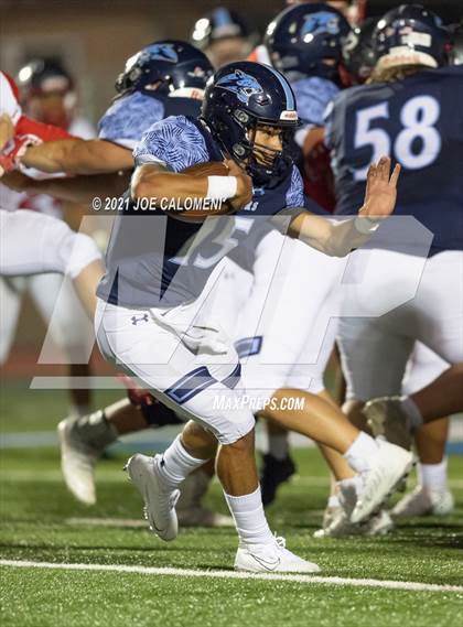 Thumbnail 2 in Lee Vs Johnson photogallery.