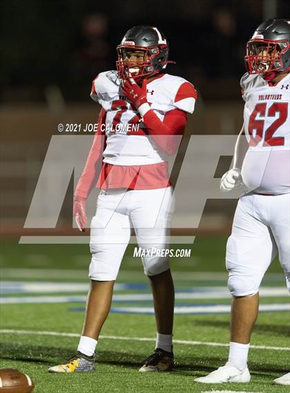 Thumbnail 3 in Lee Vs Johnson photogallery.