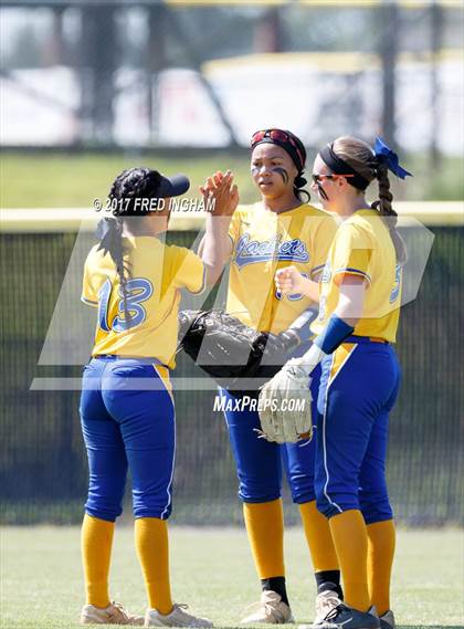 Thumbnail 2 in Osbourn Park vs. Madison (VHSL 6A Final) photogallery.