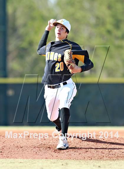 Thumbnail 2 in Bishop Verot vs. Orange Lutheran (National High School Invitational) photogallery.