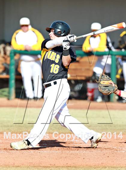 Thumbnail 3 in Bishop Verot vs. Orange Lutheran (National High School Invitational) photogallery.